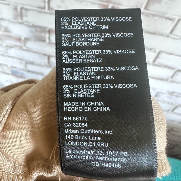 Urban Outfitters wide leg pleated front trouser pants size 4 - Picture 5 of 5